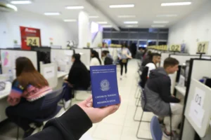 Visa Types for Construction and Manufacturing Jobs